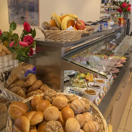 Hotel Locarno