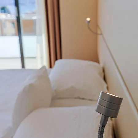 Hotel Locarno
