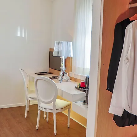 Locarno Hotel