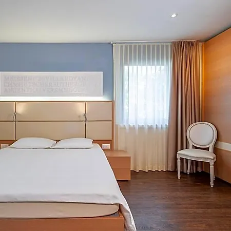 Locarno Hotel 3*